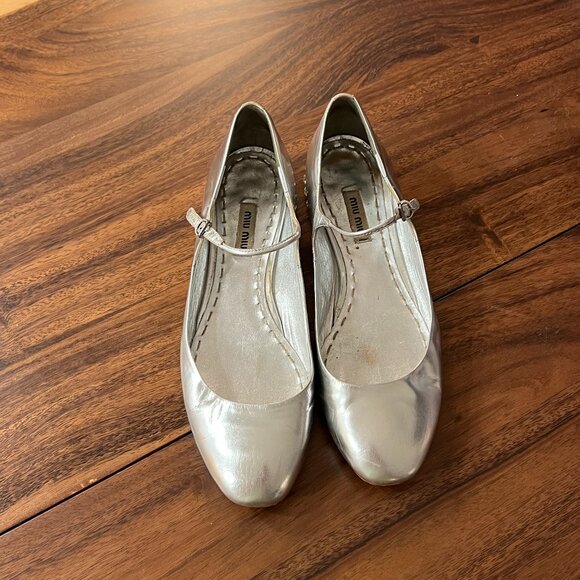 Miu Miu Silver Ballet Flats 38.5